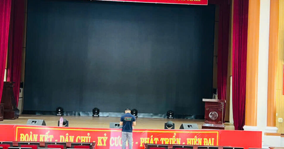 Xử Lý Mối Tận gốc Hội Trường Trung Tâm TDTT Ninh Hòa